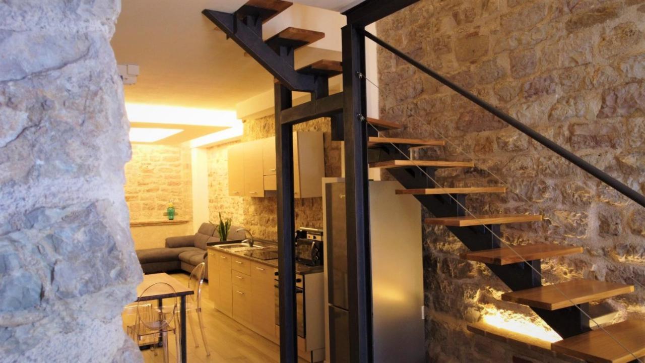 Appartamento Gattapone 9 Gubbio Eksteriør bilde